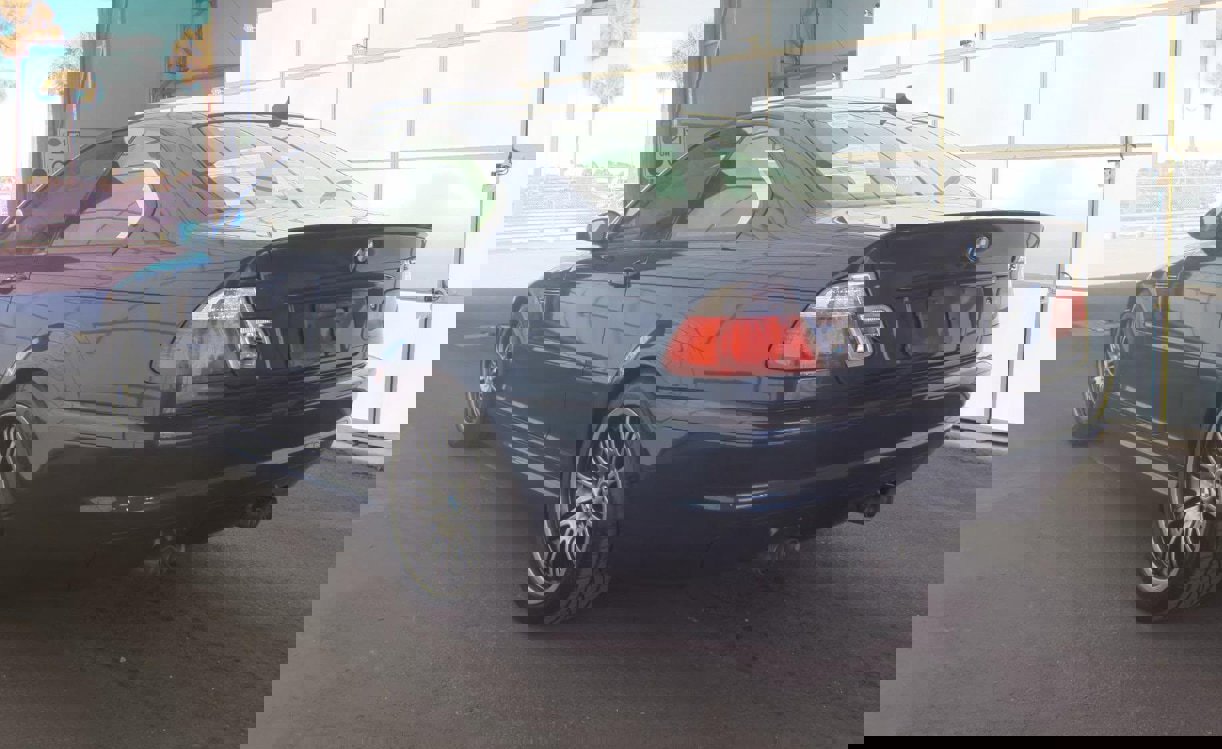 Used 2004 BMW M3 Coupe image 3