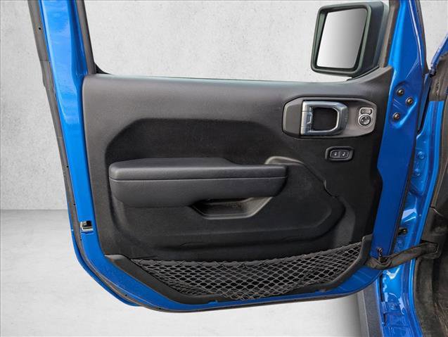 Used 2024 Jeep Wrangler Unlimited Rubicon w/ Capability Package image 21