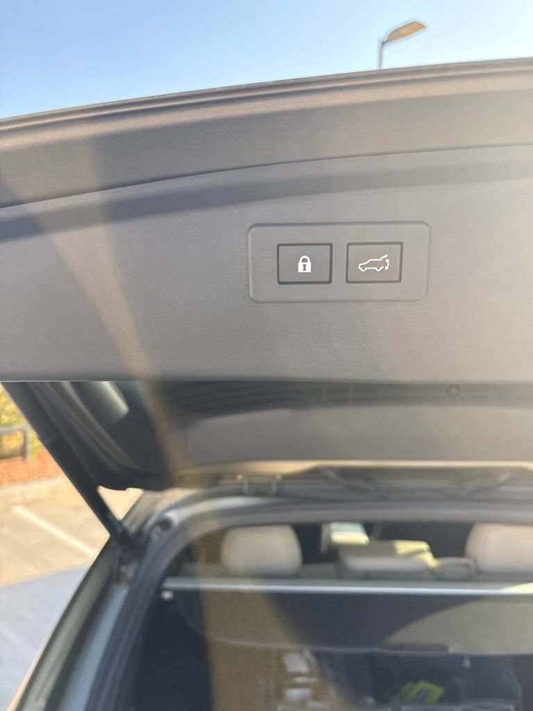 Used 2020 Subaru Outback Limited w/ Popular Package #2 AWD/4WD image 24