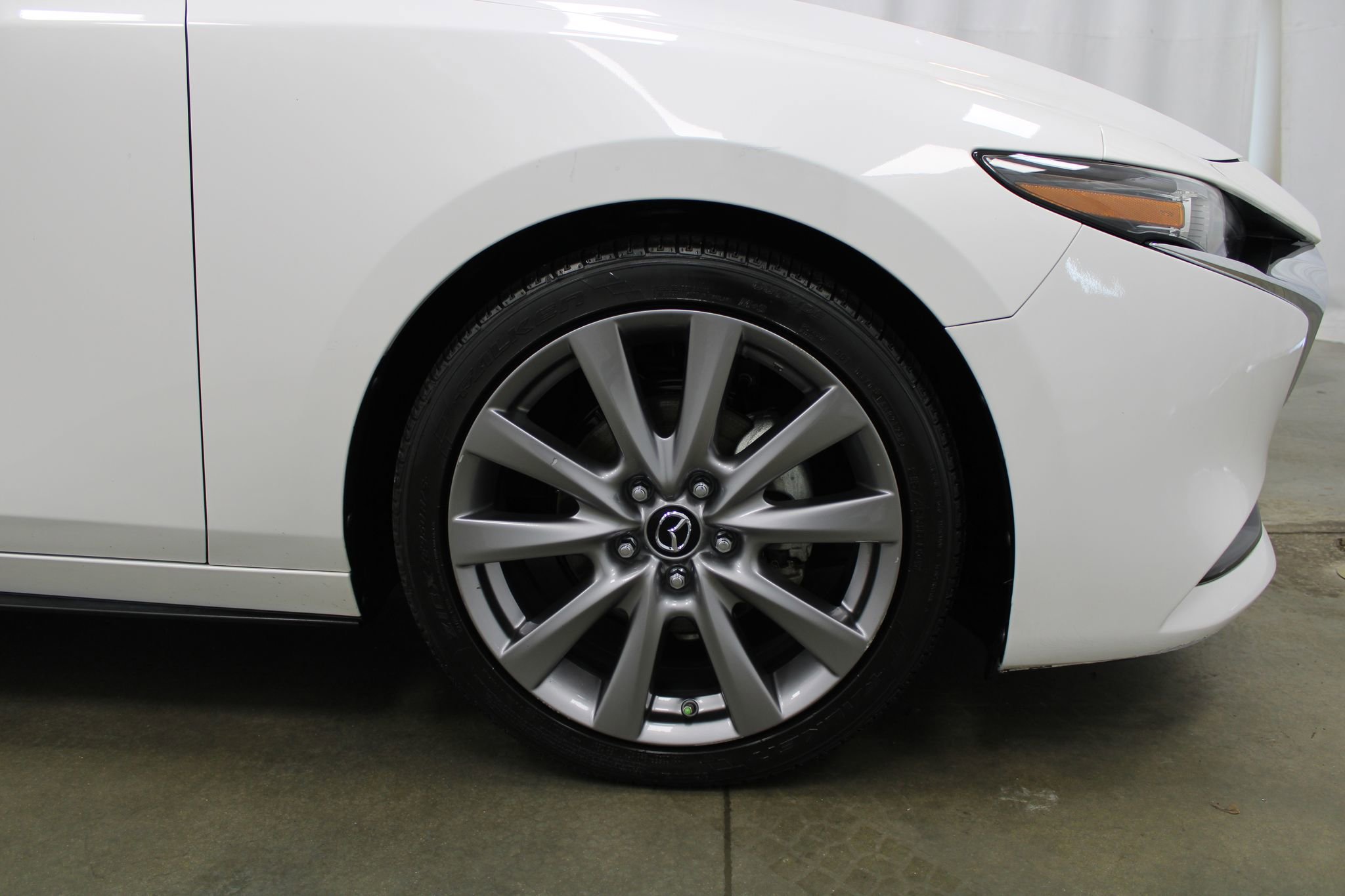 Used 2019 MAZDA MAZDA3 Sedan w/ Premium Package image 4
