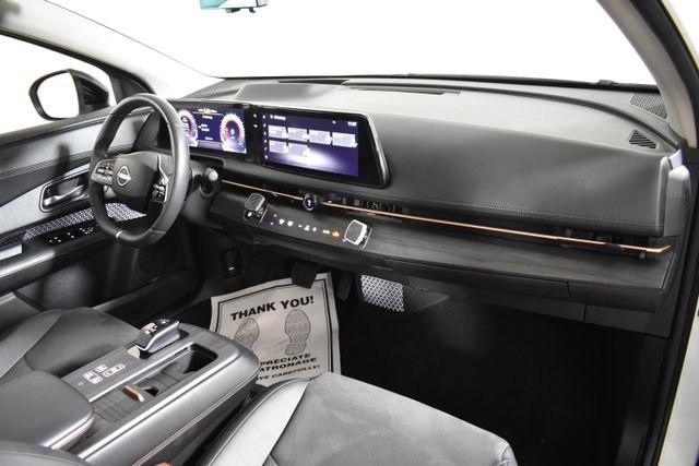Used 2024 Nissan Ariya AWD image 40