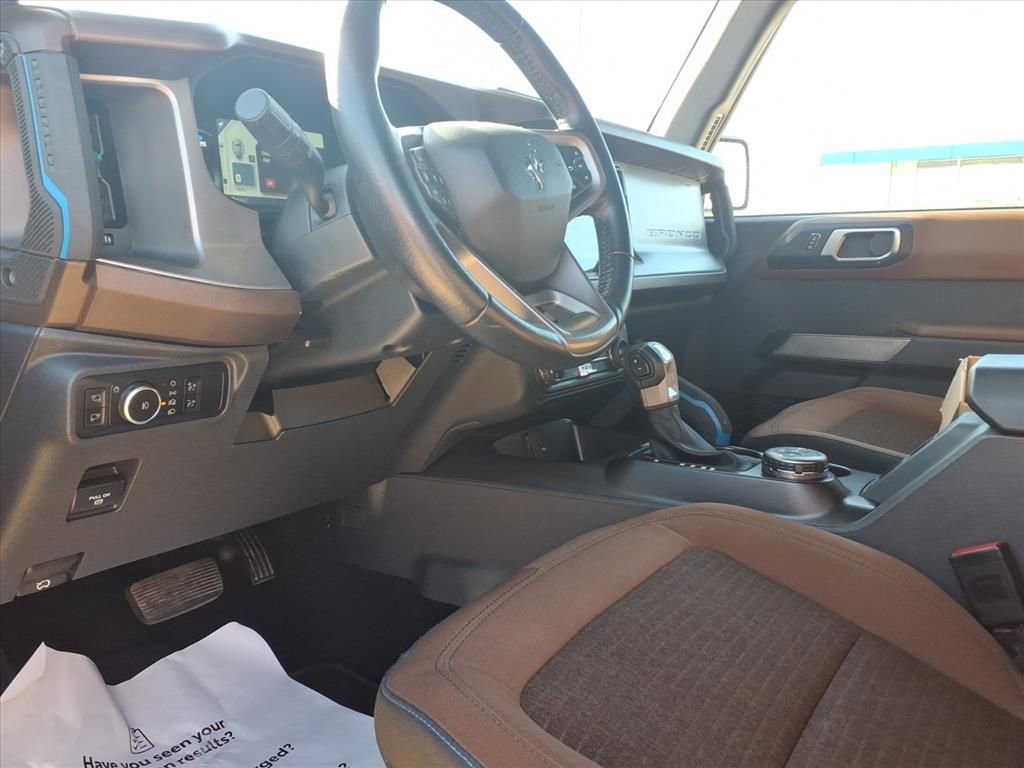 Used 2023 Ford Bronco Outer Banks image 15