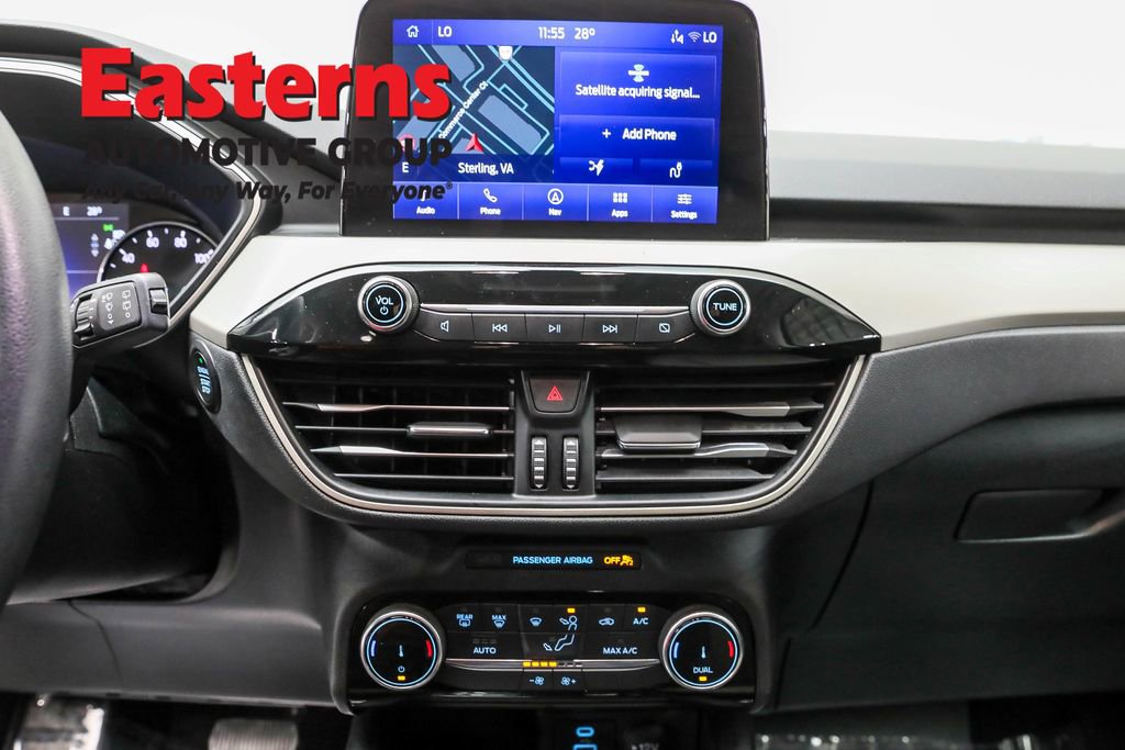 Used 2022 Ford Escape SE image 12