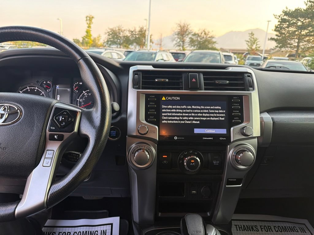 Used 2022 Toyota 4Runner SR5 Premium w/ Moonroof Package AWD/4WD image 31
