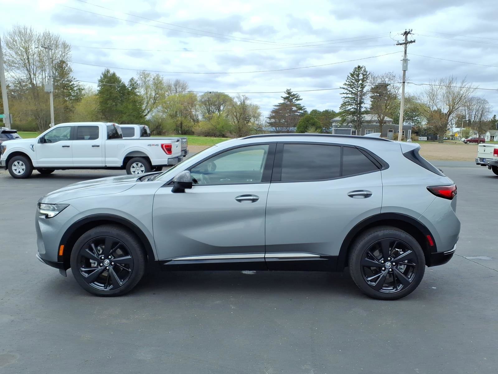 Certified 2023 Buick Envision Essence w/ Sport Touring Package AWD/4WD image 2