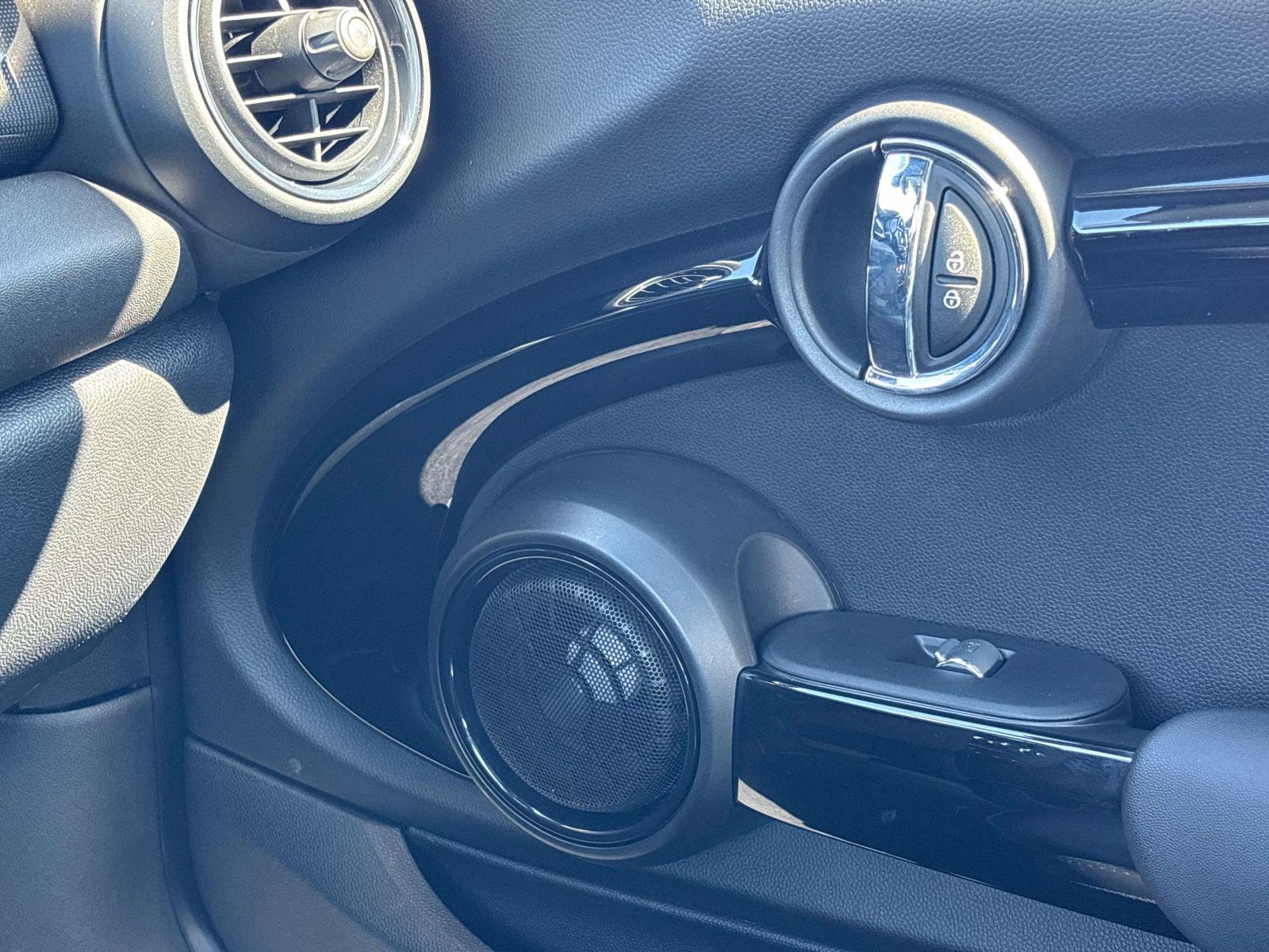 Used 2019 MINI Cooper S w/ Storage Package FWD image 27