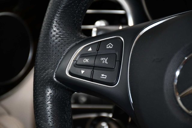 Used 2019 Mercedes-Benz GLC 300 image 20
