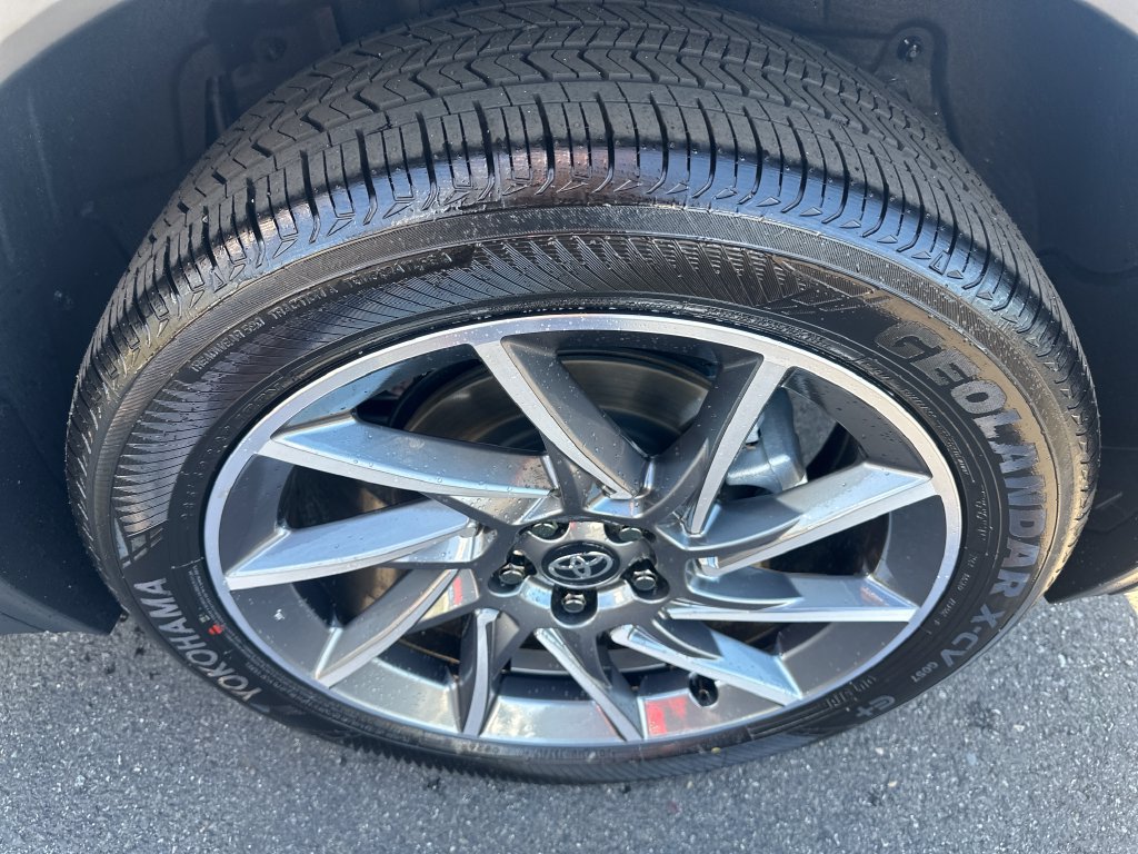 New 2026 Toyota C-HR AWD/4WD image 26