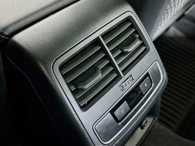 Used 2022 Audi A4 2.0T Premium Plus image 26