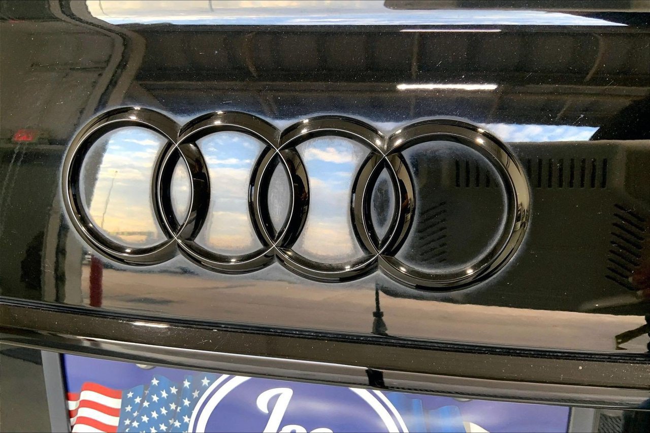 Used 2022 Audi S6 Premium Plus w/ S Sport Package AWD/4WD image 7