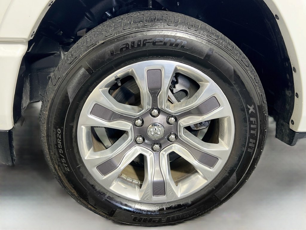 Used 2024 RAM 1500 Limited w/ Body Color Bumper Group AWD/4WD image 11
