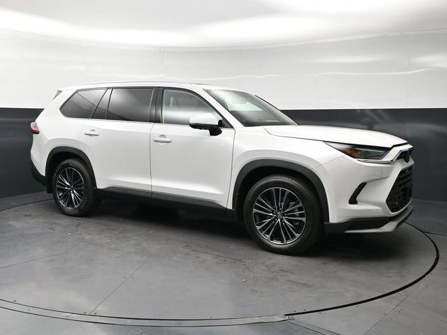 Used 2026 Toyota Grand Highlander AWD Hybrid image 3