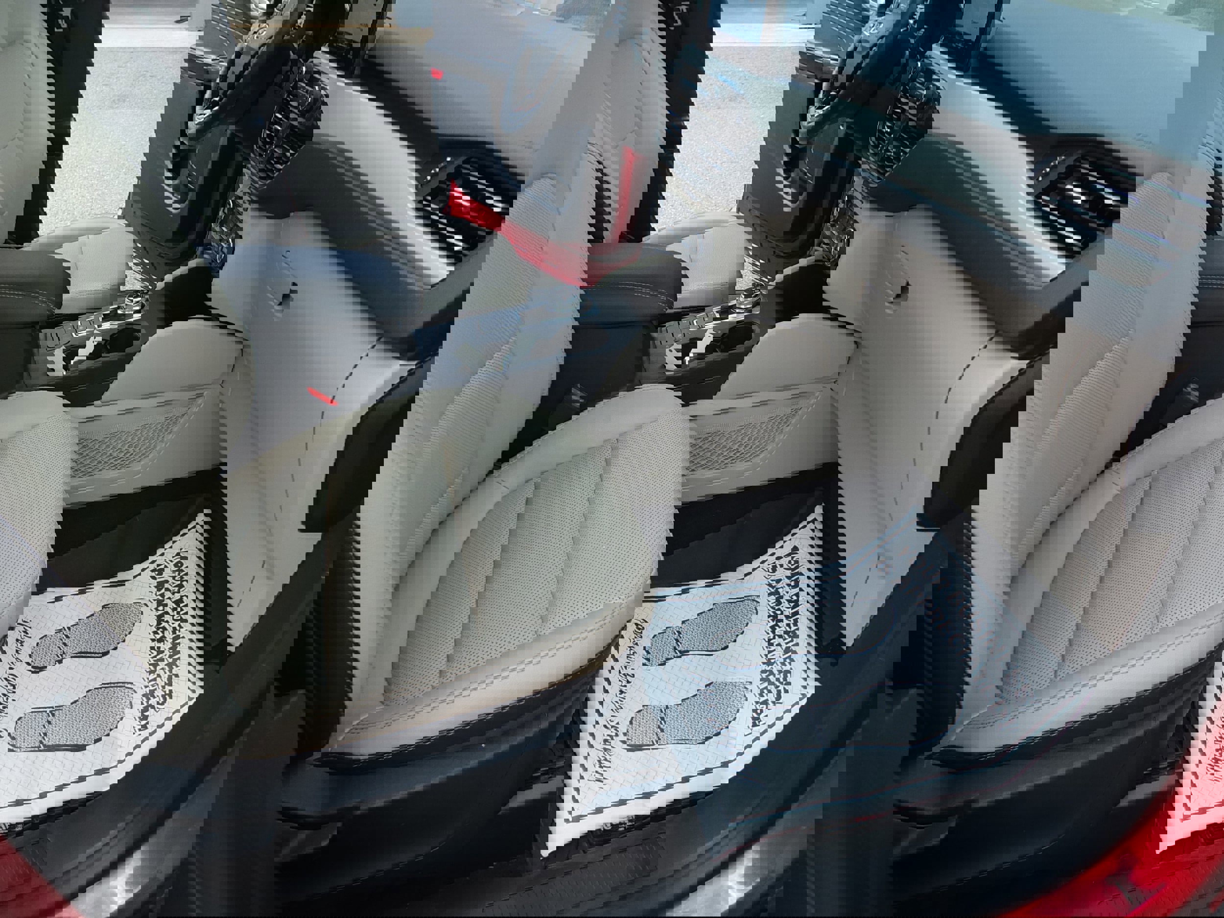 Used 2021 Ford Escape SEL w/ Technology Package image 15