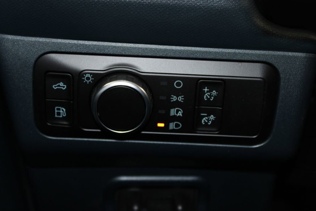 New 2026 Ford Maverick XL image 37