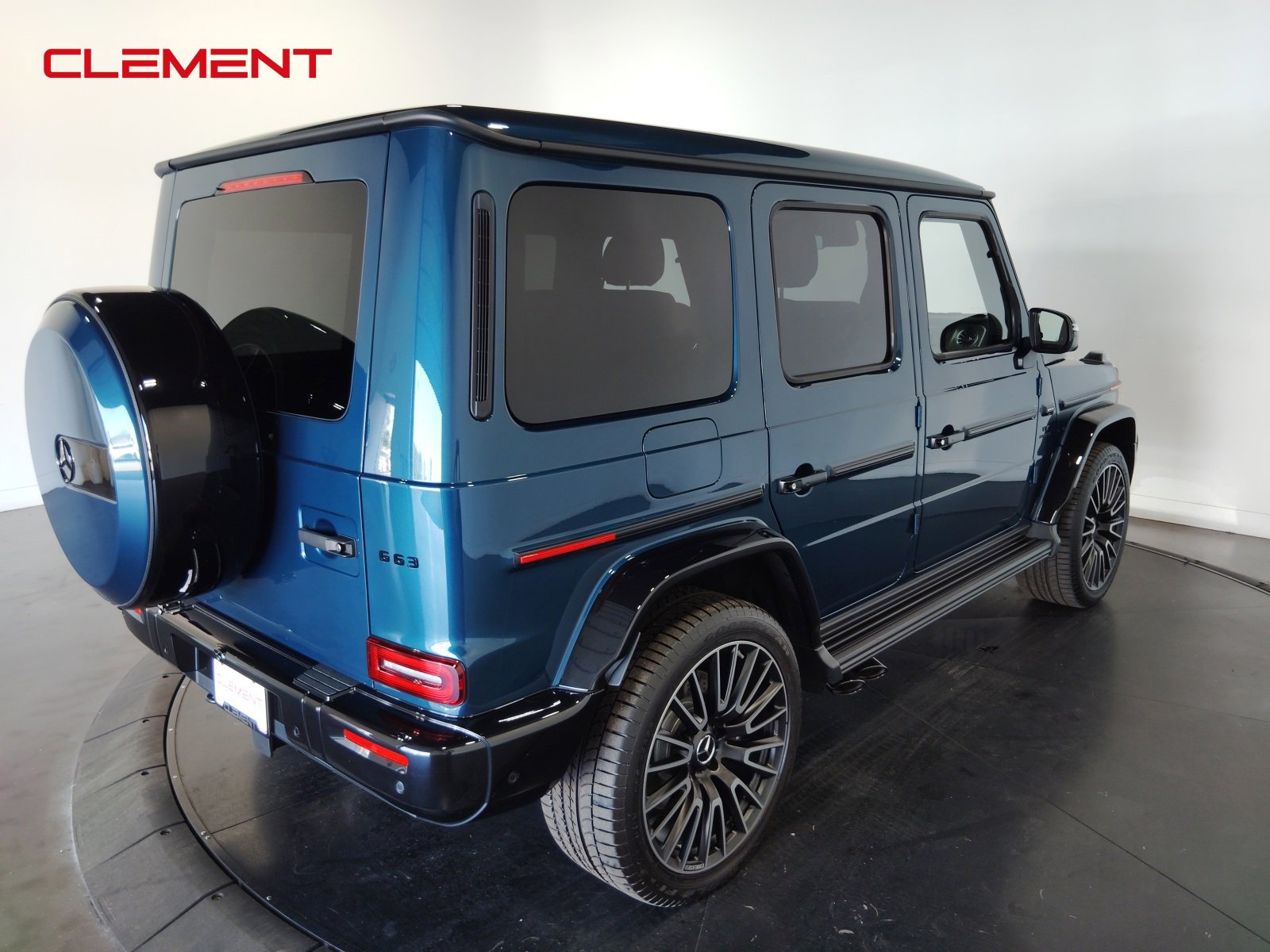 Used 2025 Mercedes-Benz G 63 AMG 4MATIC w/ AMG Night Package Plus image 5