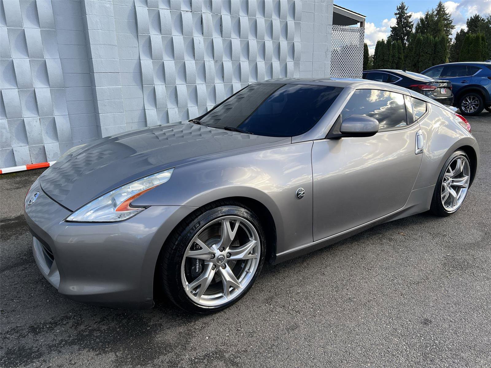 Used 2010 Nissan 370Z Touring w/ Sport Pkg