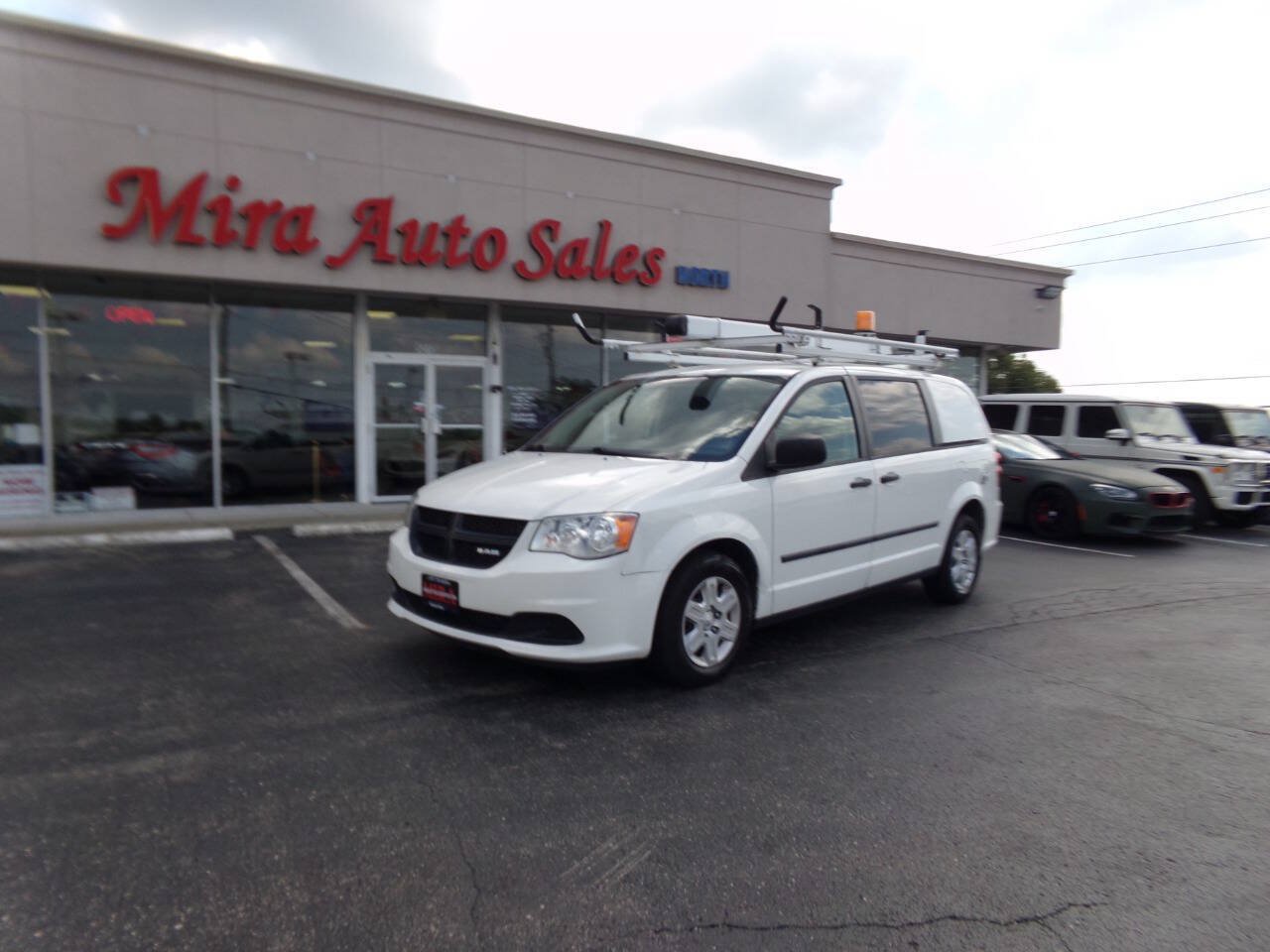 Used 2013 RAM C/V Tradesman FWD image 2