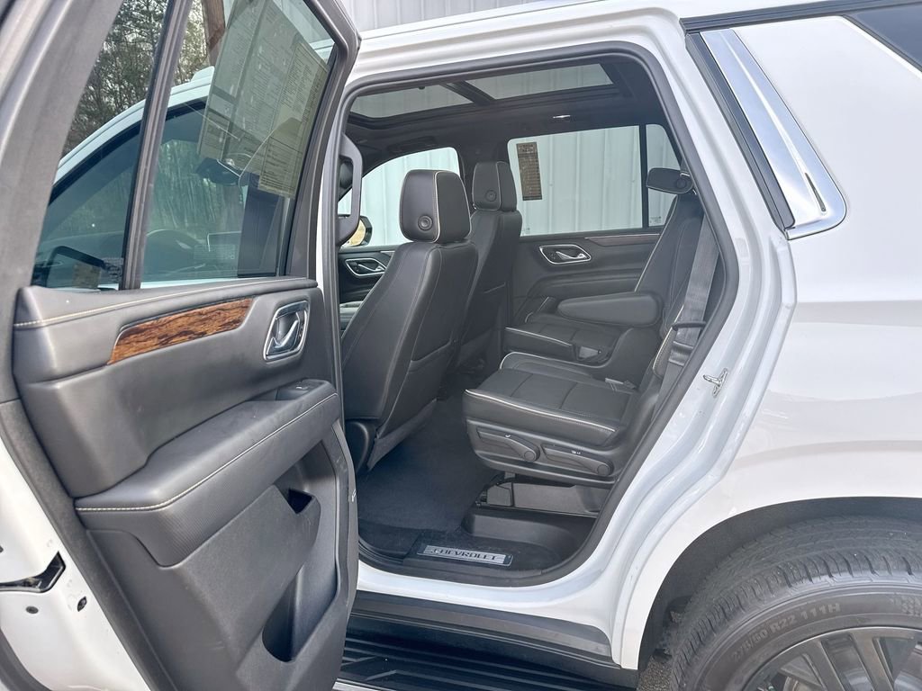 Used 2021 Chevrolet Tahoe Premier w/ Premium Package image 29