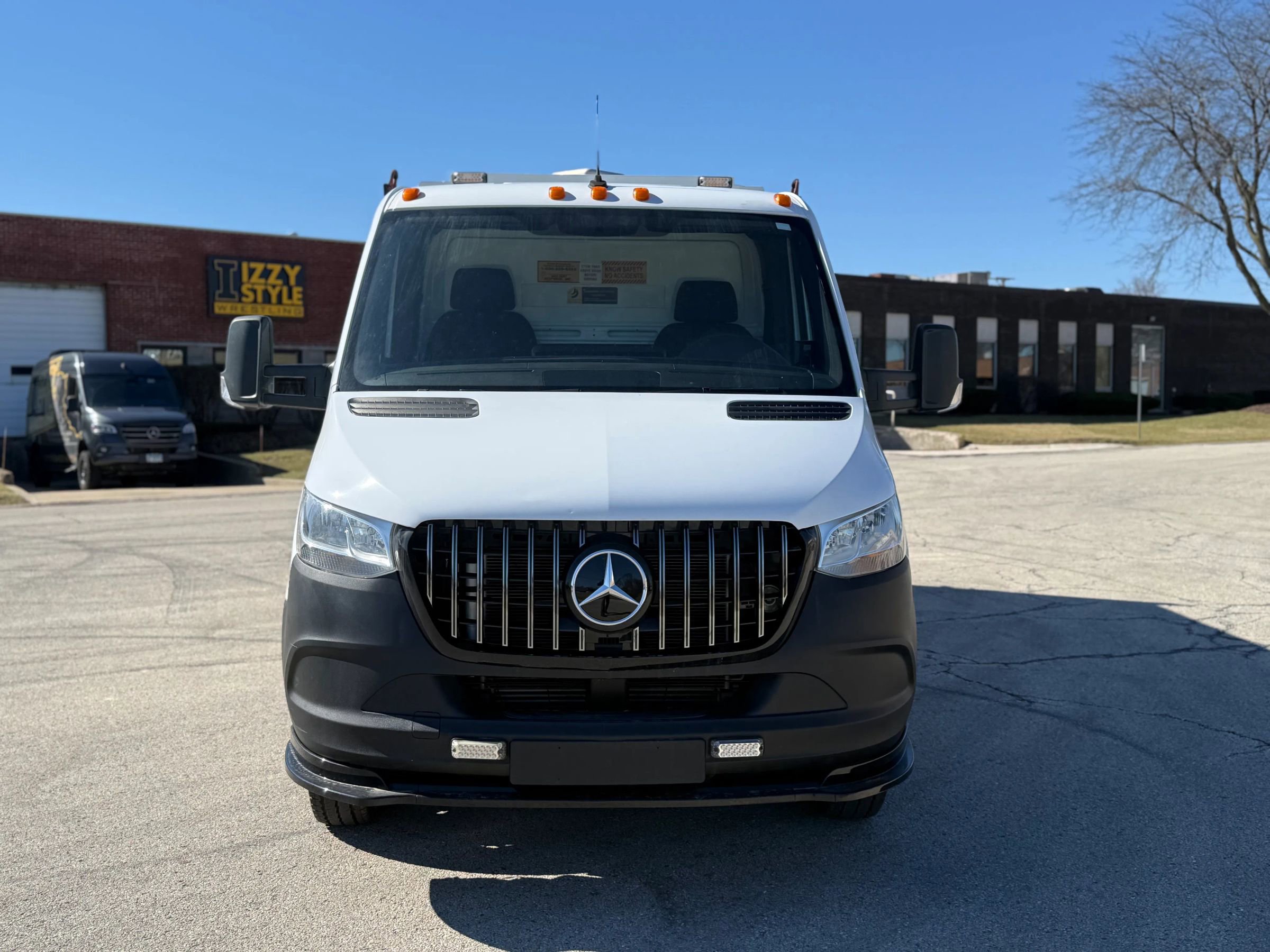 Used 2019 Mercedes-Benz Sprinter 170 w/ Chrome Grille Package image 2