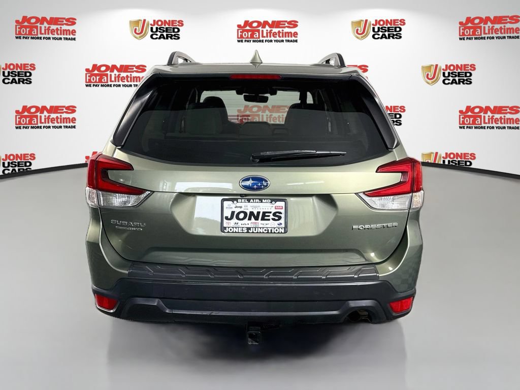 Used 2019 Subaru Forester Premium AWD/4WD image 14