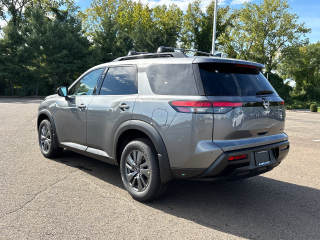 New 2026 Nissan Pathfinder SV AWD/4WD image 4