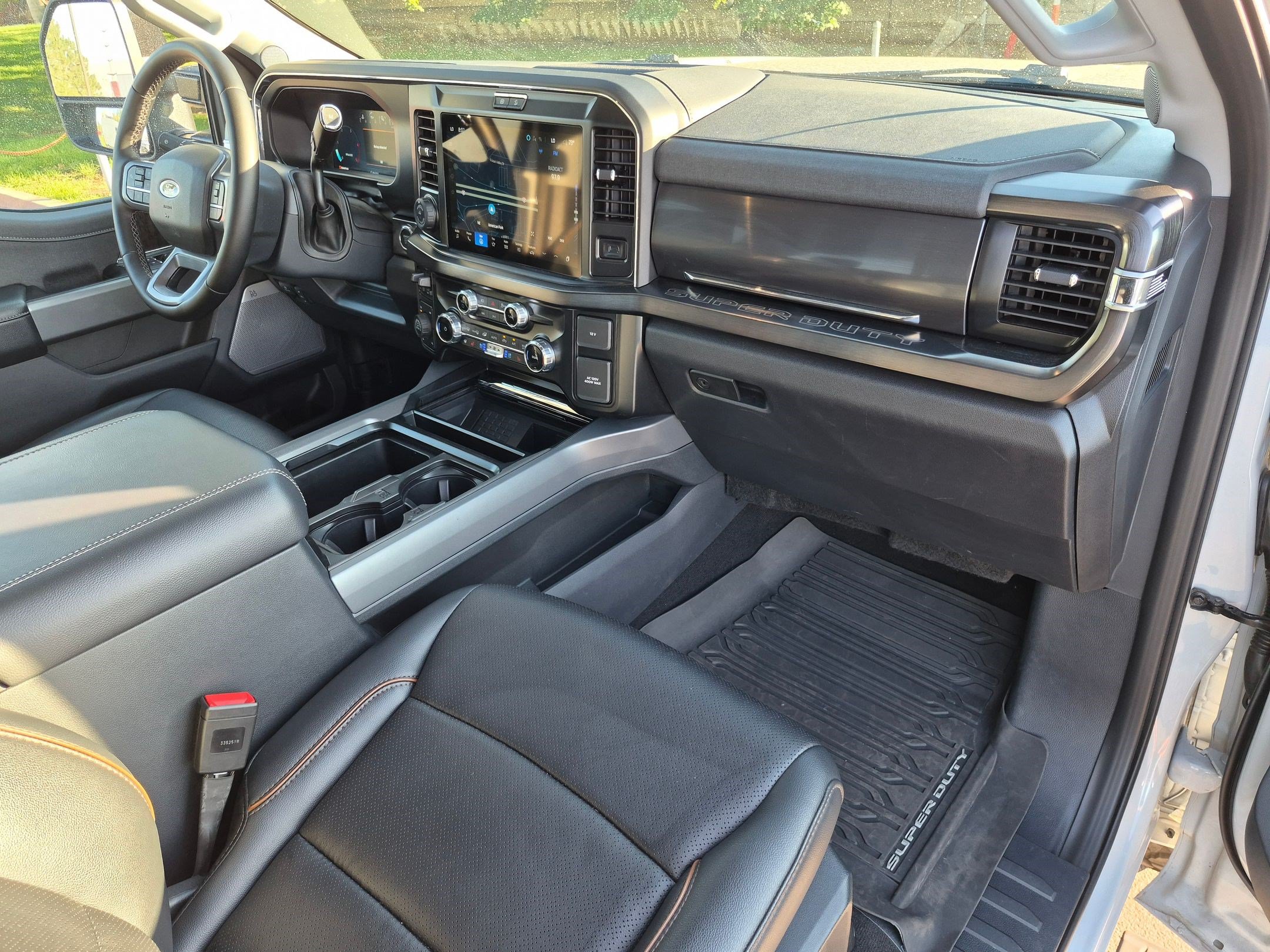 Used 2026 Ford F350 Lariat w/ Tremor Off-Road Package AWD/4WD image 36