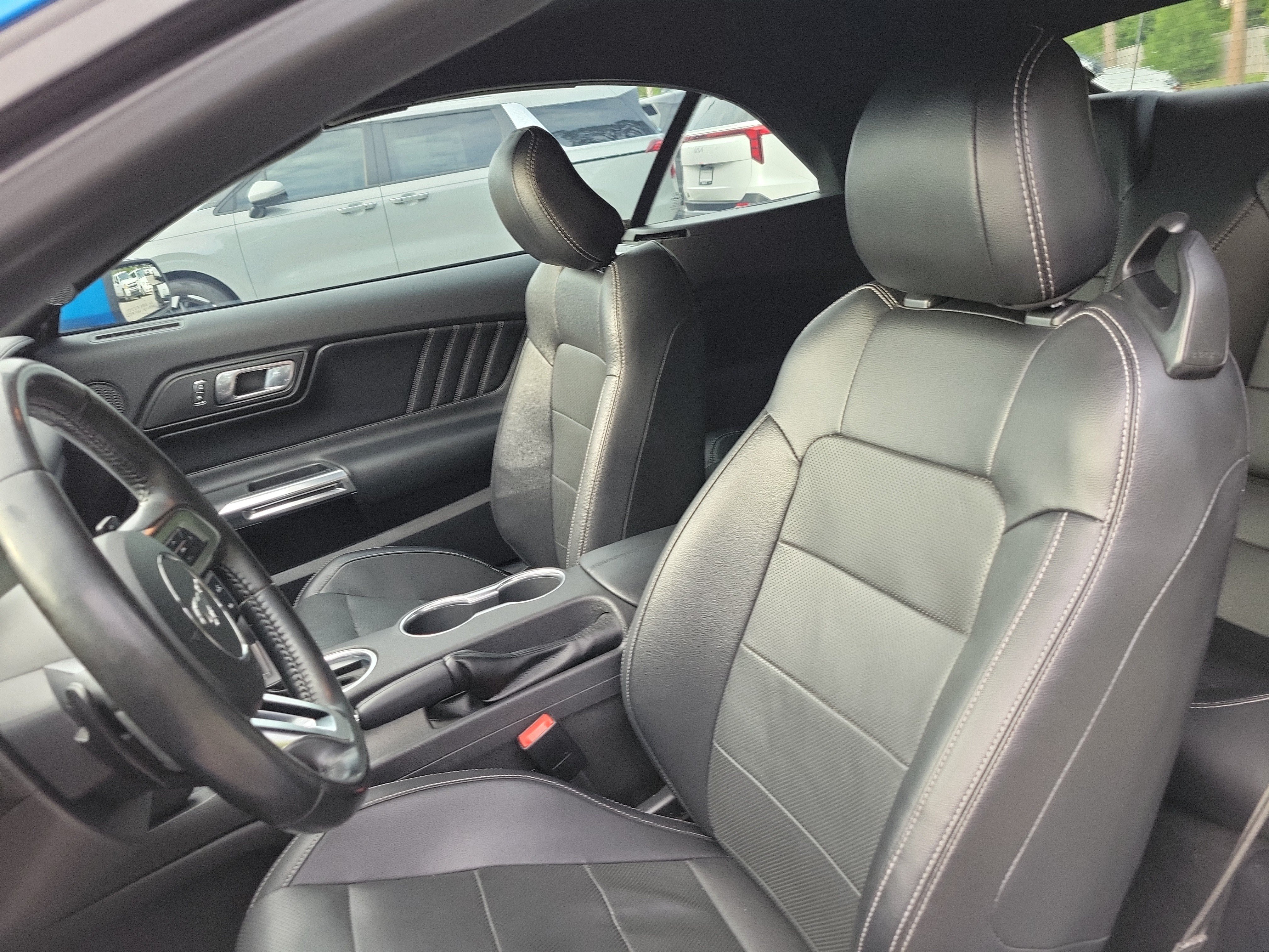 Used 2019 Ford Mustang GT Premium RWD image 12