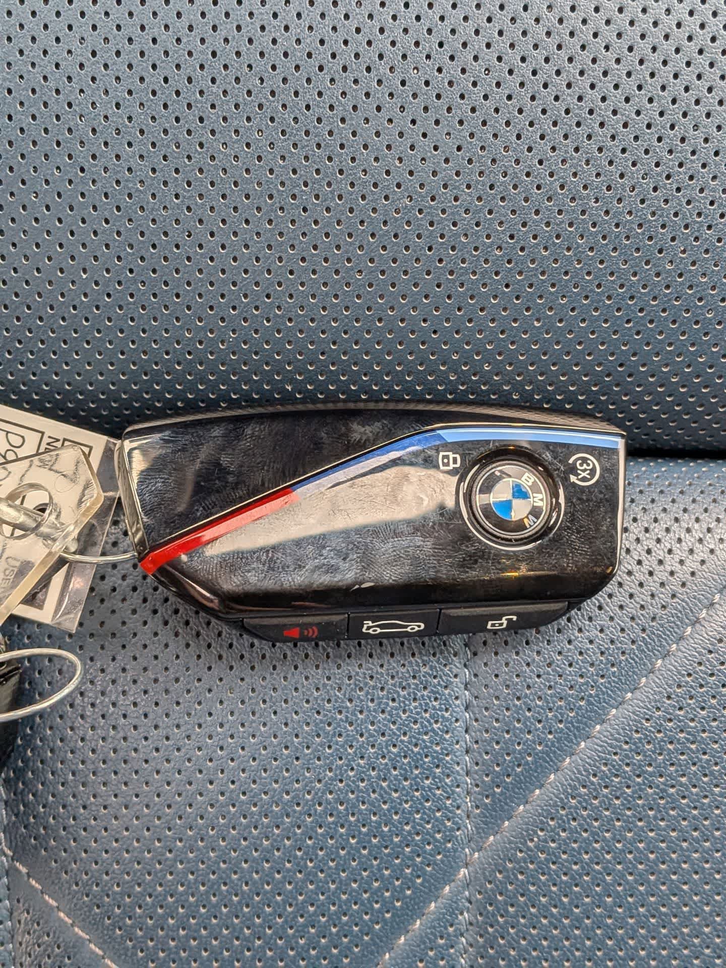 Used 2023 BMW XM image 36