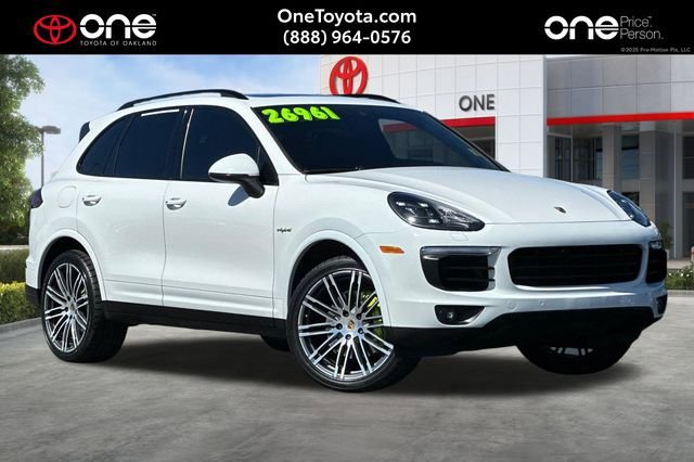 Used 2018 Porsche Cayenne S image 1