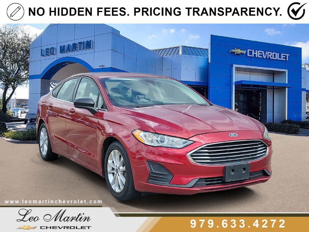 Used 2019 Ford Fusion SE FWD image 2