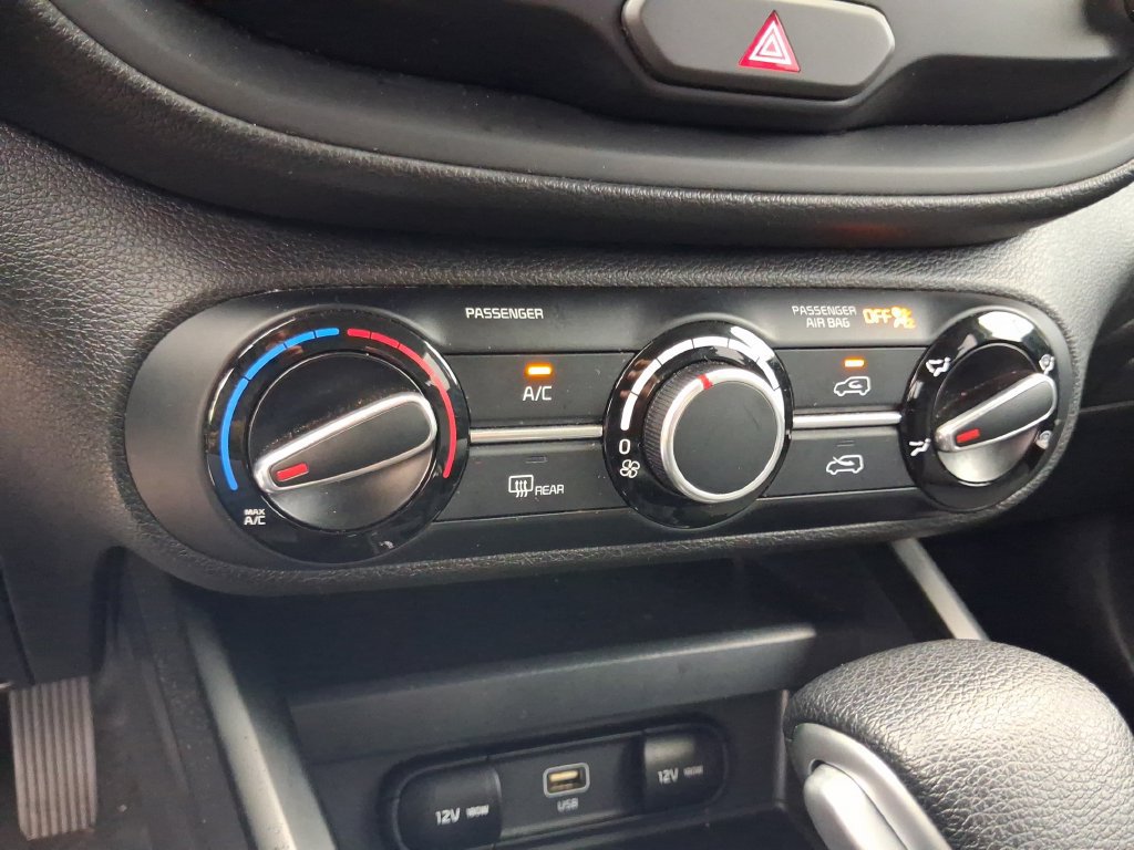 Used 2024 Kia Soul LX w/ Option Group 015 FWD image 20