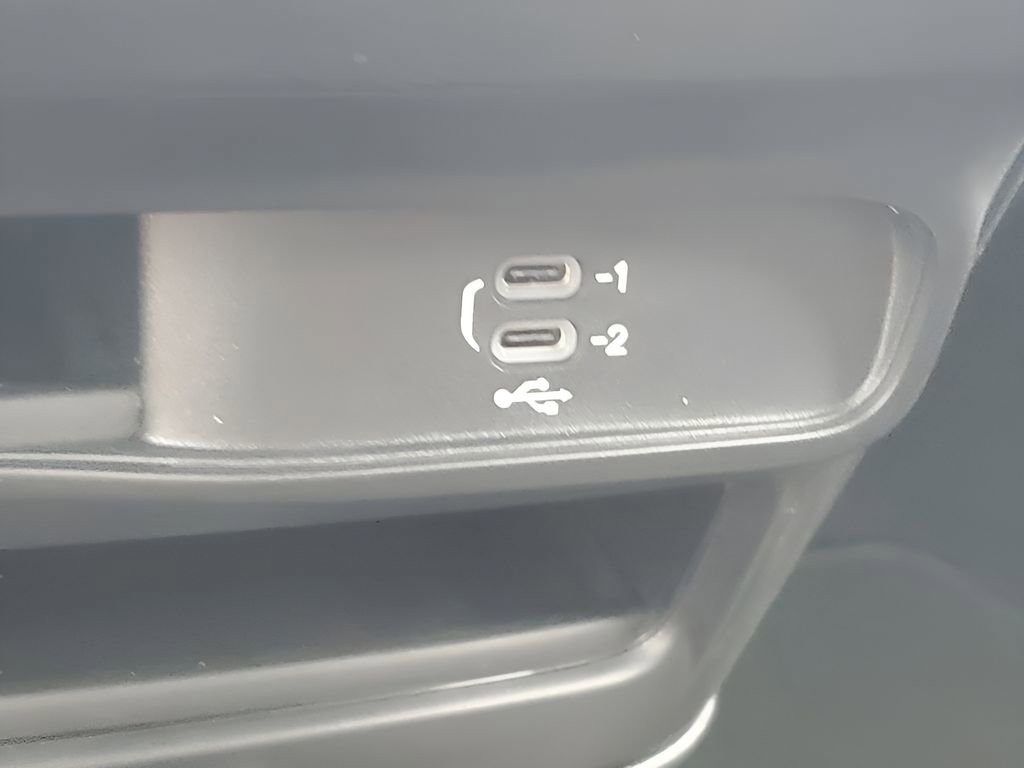 New 2026 Chrysler Voyager LX image 31