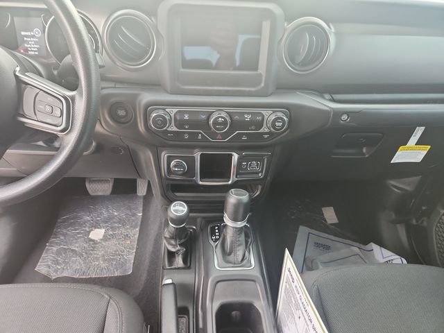 Used 2023 Jeep Gladiator Sport w/ Trailer Tow Package image 11