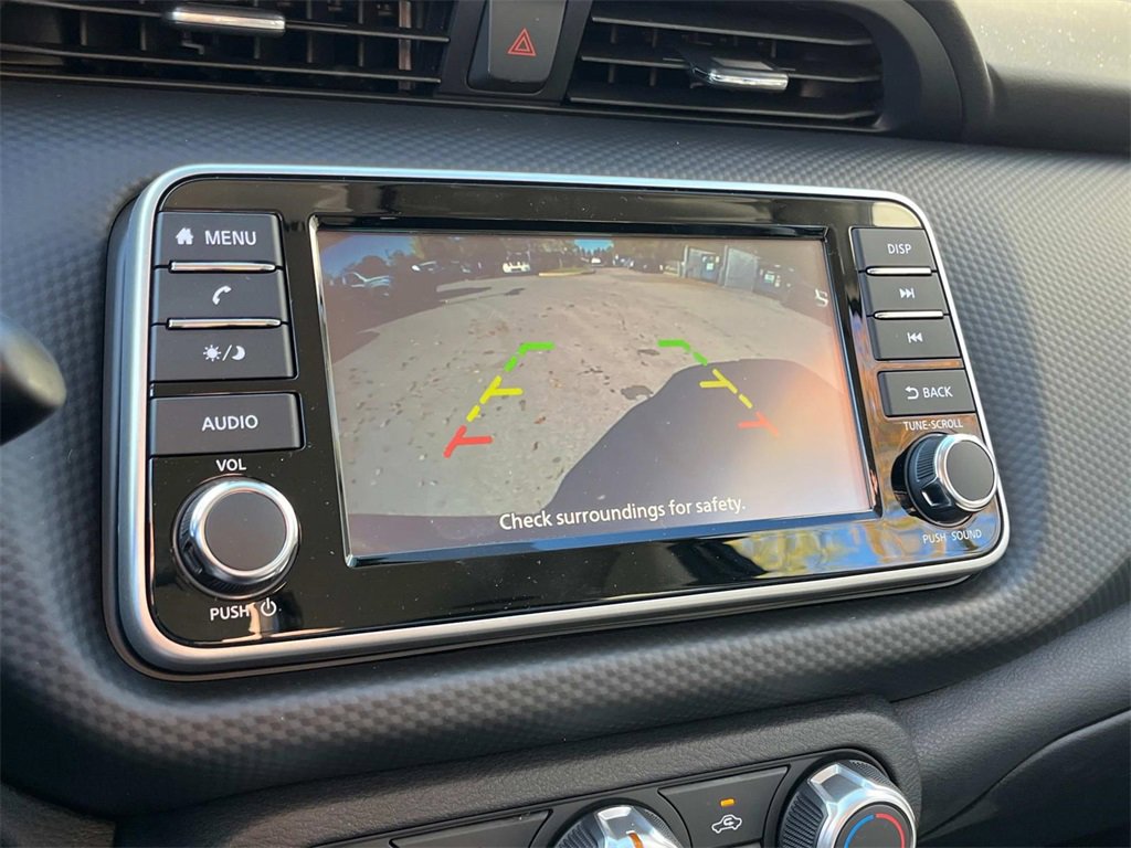 New 2025 Nissan Kicks Play S image 25