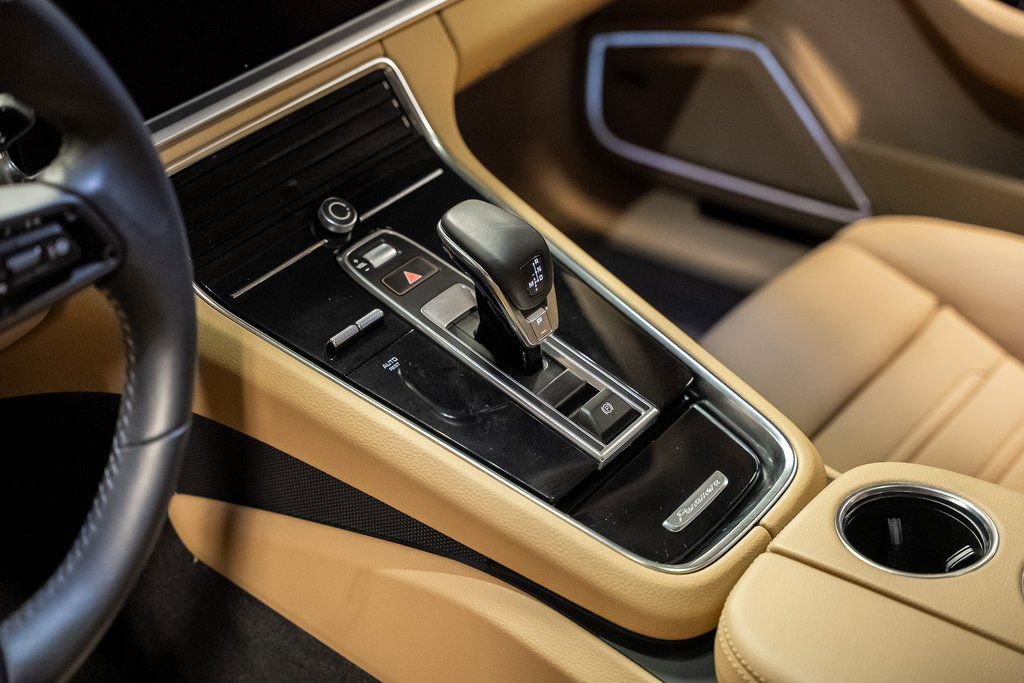 Used 2023 Porsche Panamera Platinum Edition image 55