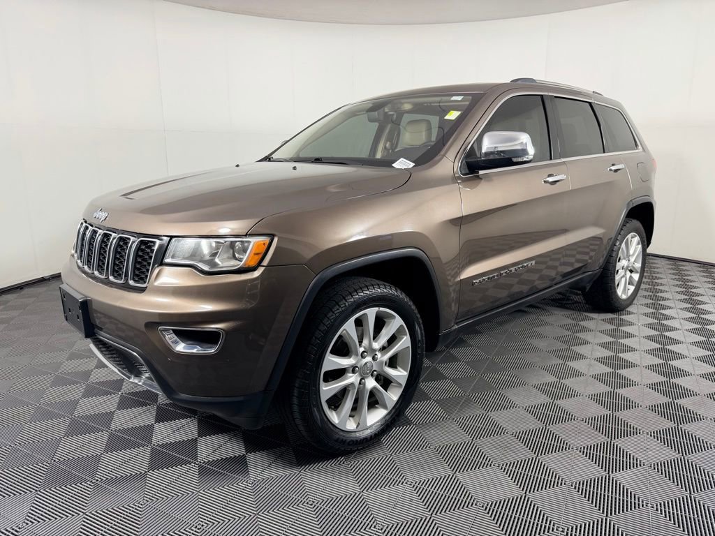 Used 2017 Jeep Grand Cherokee Limited image 9