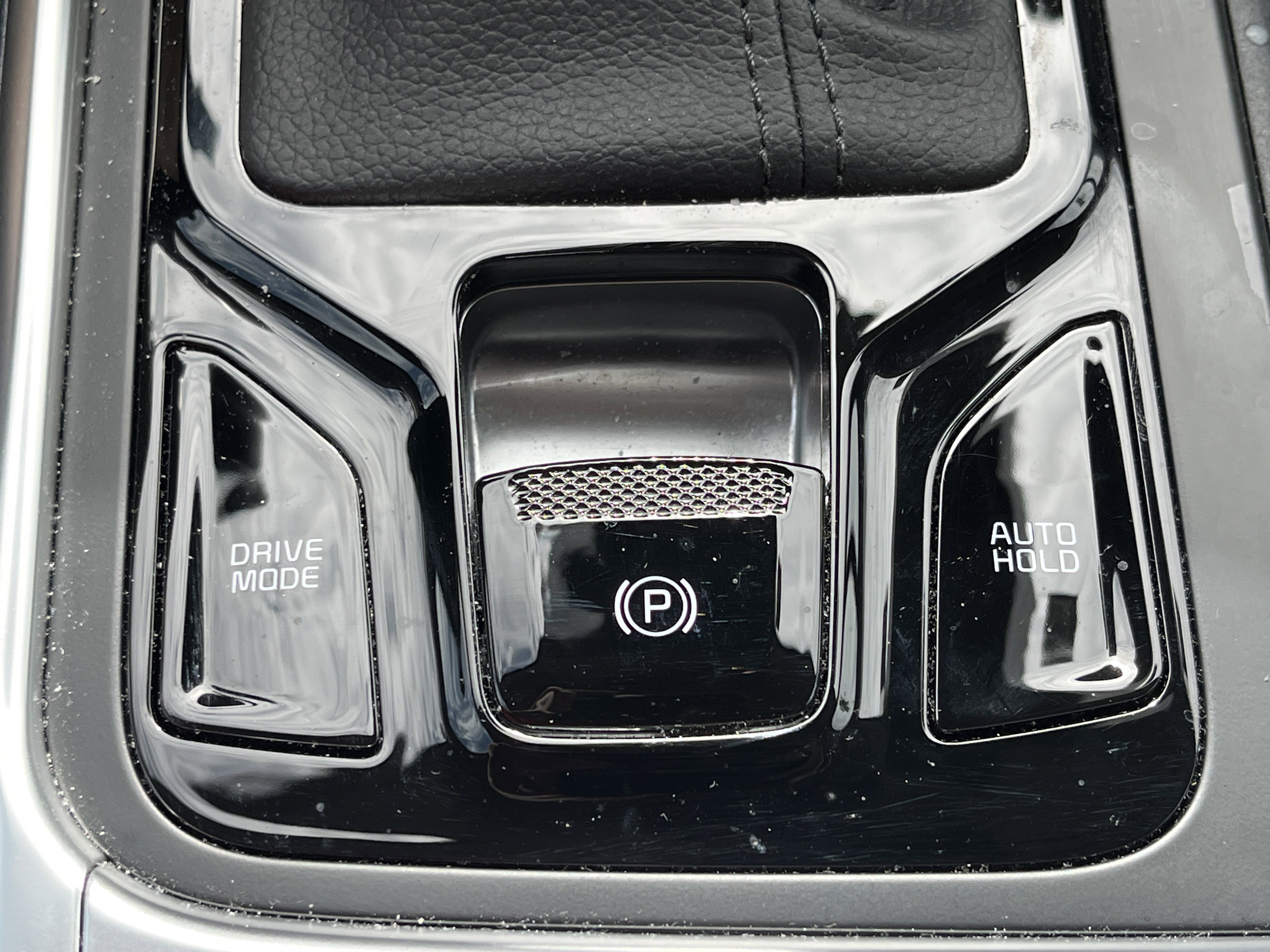 Used 2025 Kia Carnival SX Prestige FWD image 9