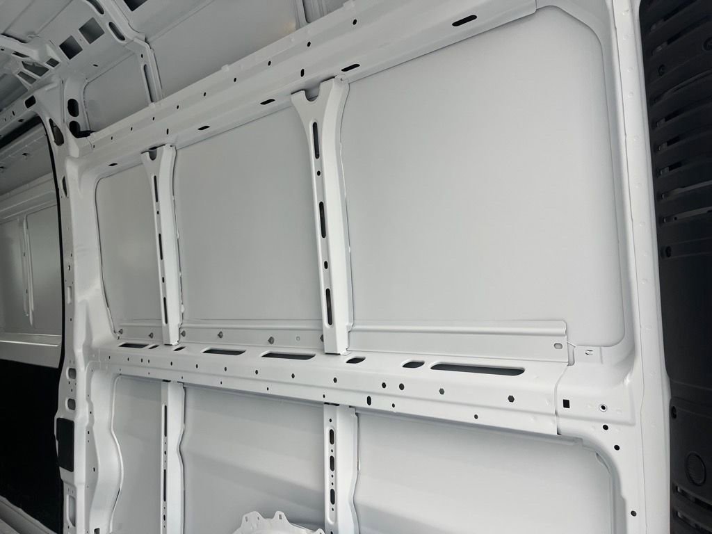Used 2025 RAM ProMaster 2500 w/ Convenience Group image 15