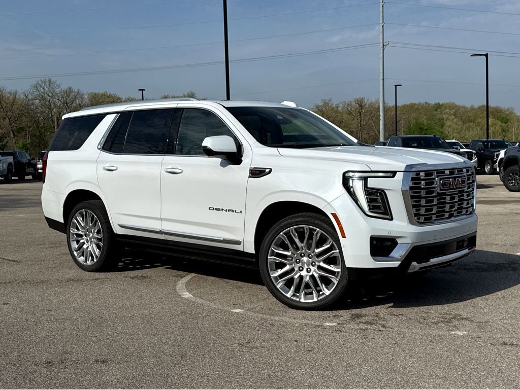 New 2026 GMC Yukon Denali w/ Denali Reserve Package AWD/4WD image 1