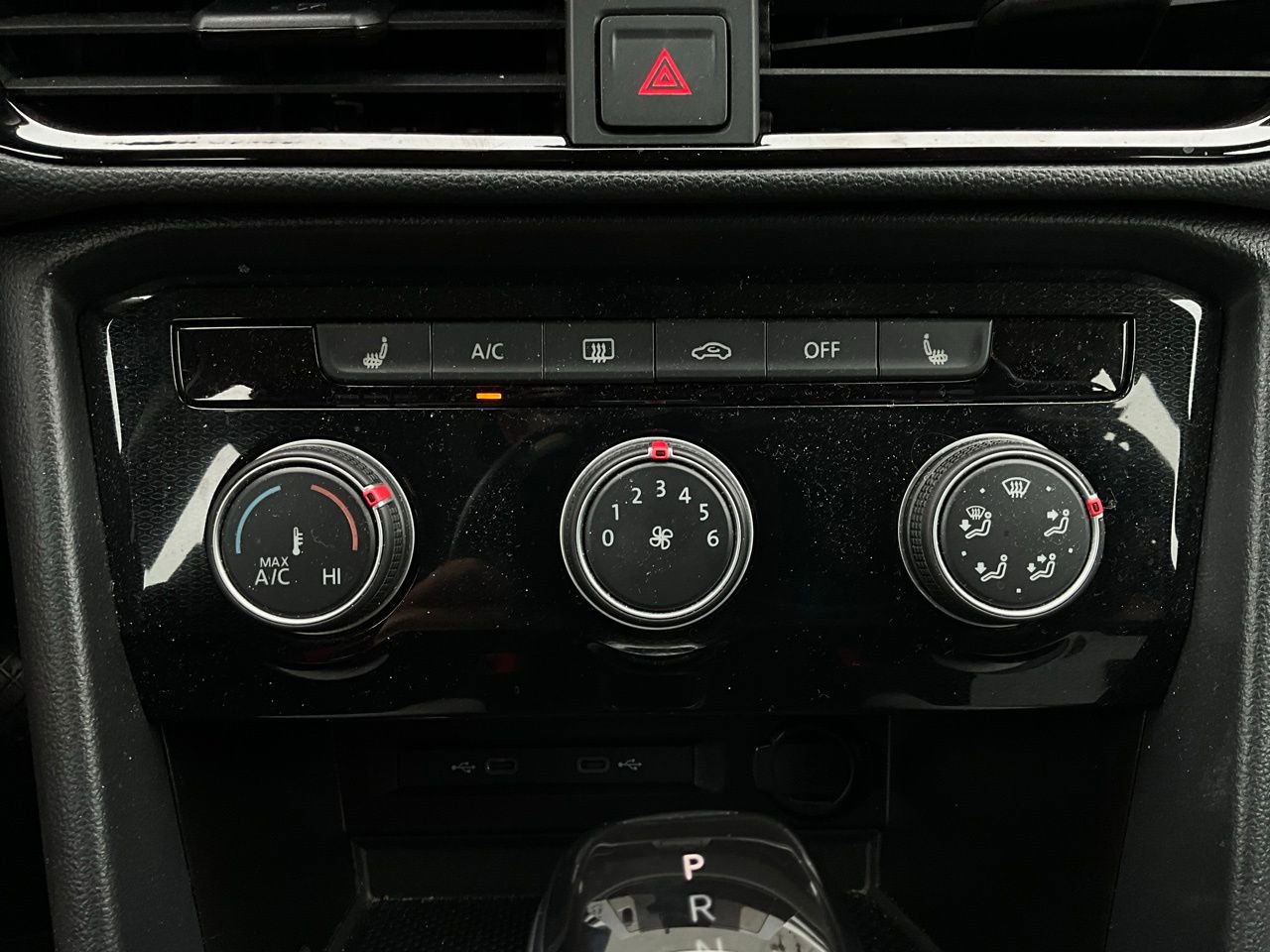 Used 2025 Volkswagen Taos S AWD/4WD image 26