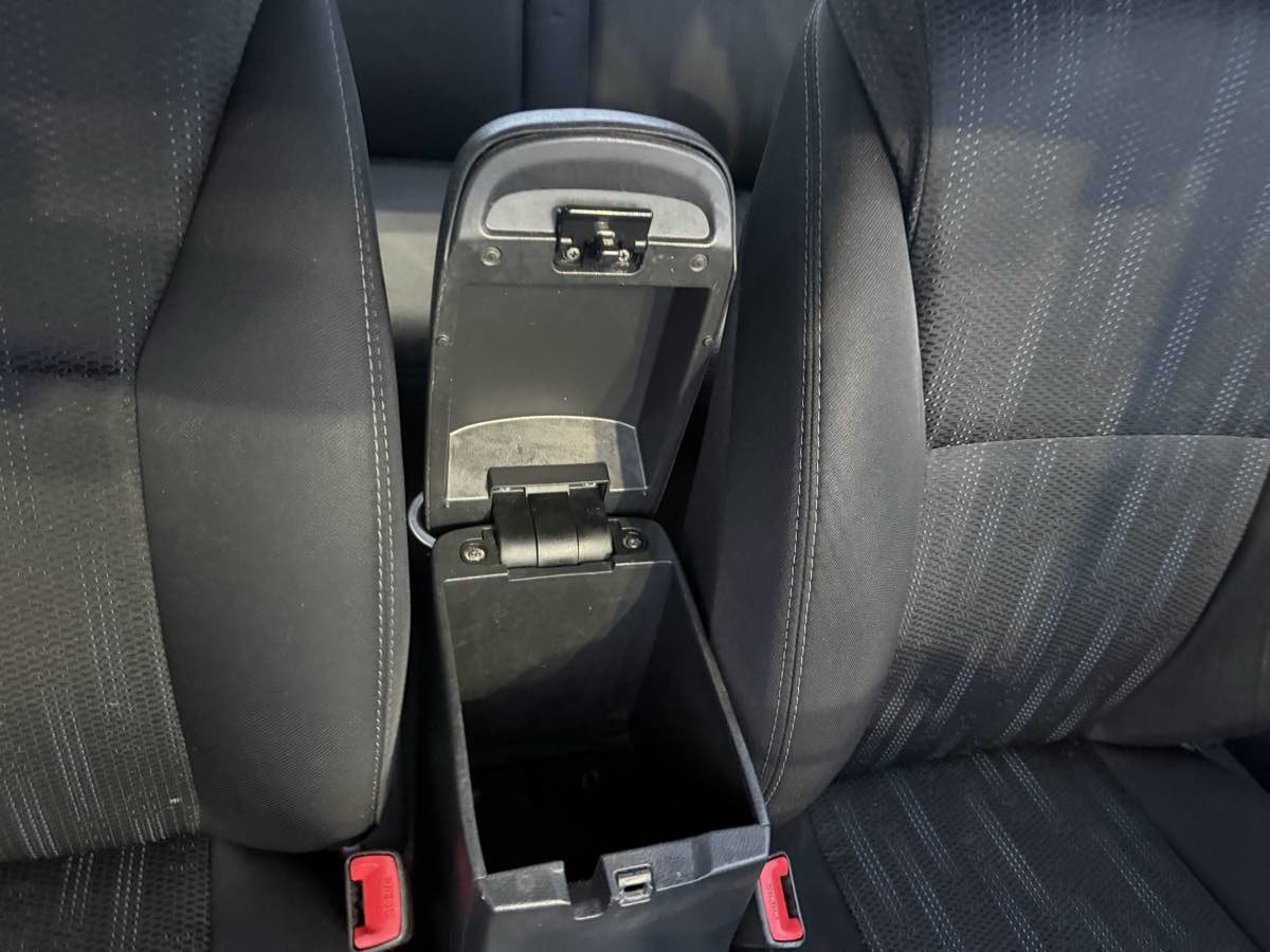 Used 2013 Toyota Corolla S FWD image 40