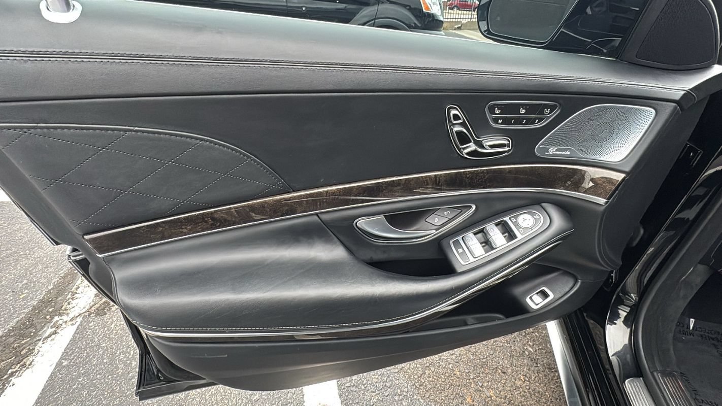 Used 2015 Mercedes-Benz S 63 AMG 4MATIC Sedan image 12