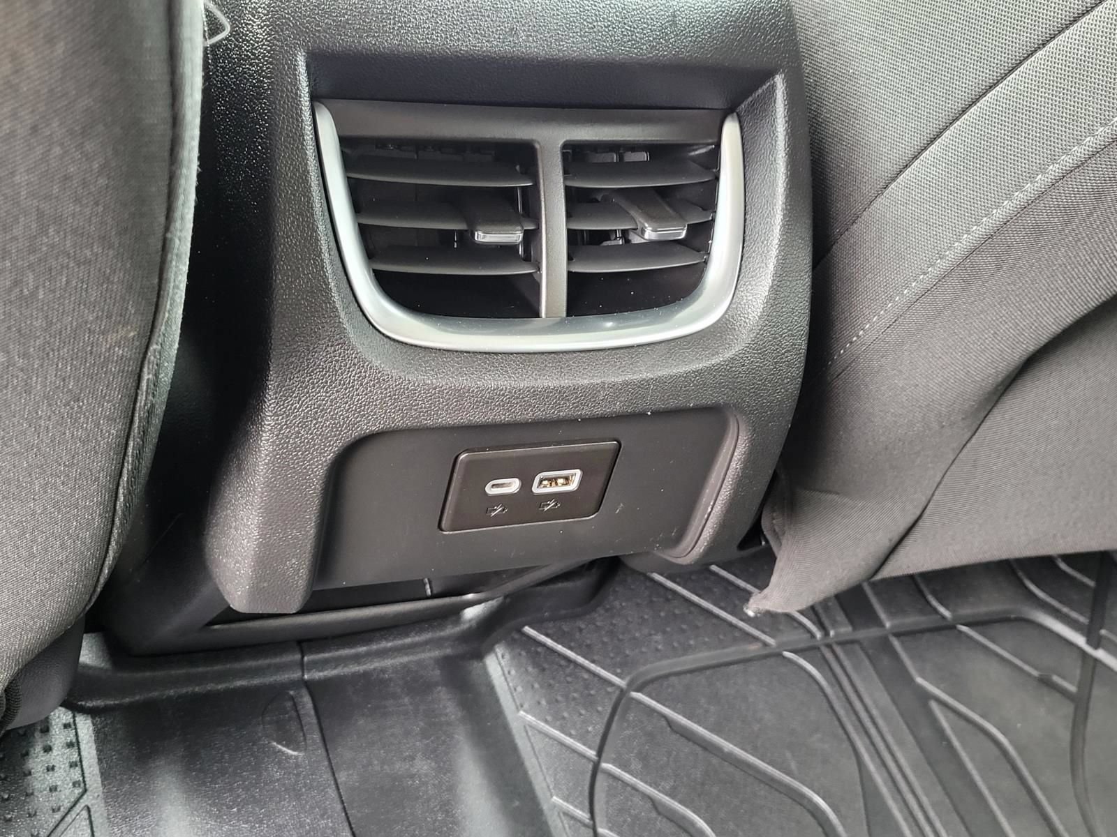 Used 2019 Chevrolet Blazer LT FWD image 18