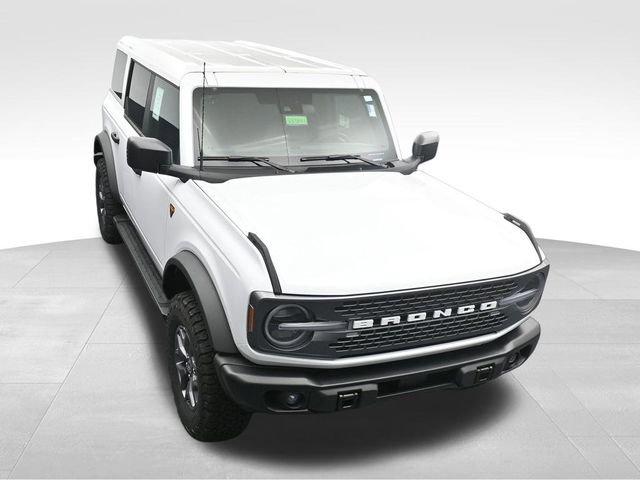 New 2025 Ford Bronco Badlands image 16
