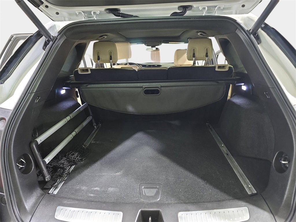 Used 2018 Cadillac XT5 Luxury image 14