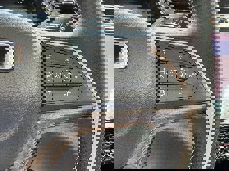 Used 2022 Jeep Grand Cherokee L Limited AWD/4WD image 20