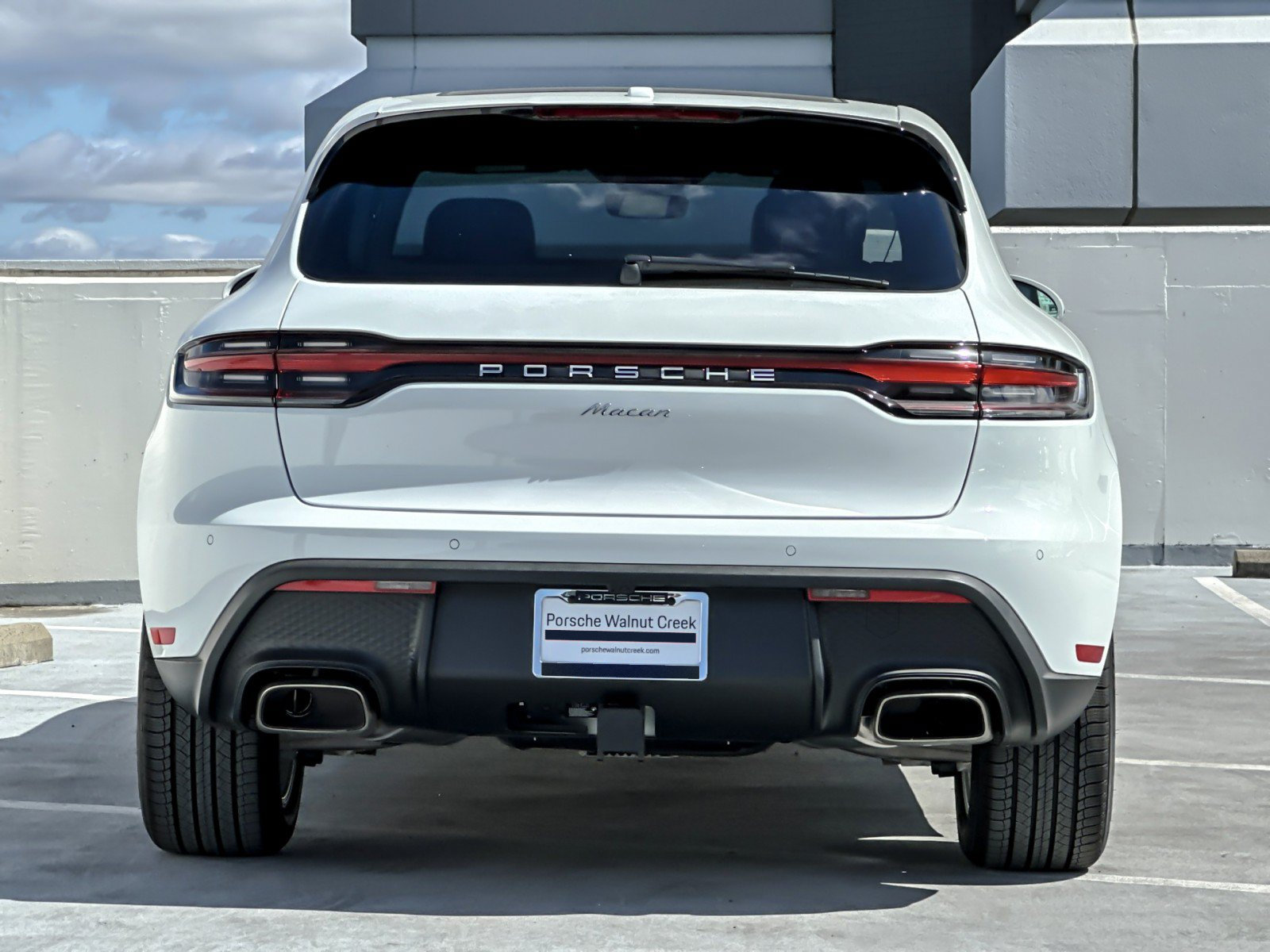 New 2026 Porsche Macan AWD/4WD image 7