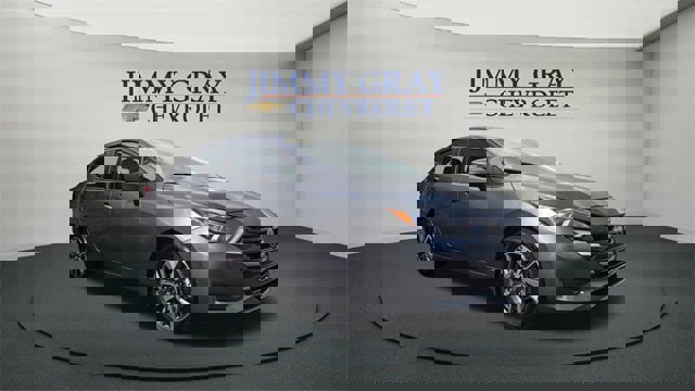 Used 2024 Nissan Versa SV w/ Trunk Package