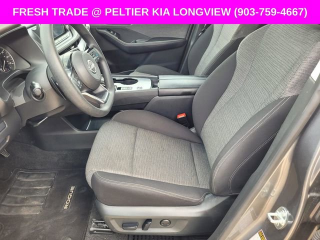 Used 2023 Nissan Rogue SV image 14