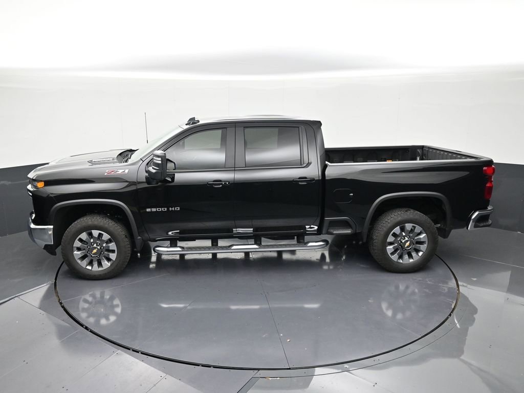 Used 2026 Chevrolet Silverado 2500 LT AWD/4WD image 13